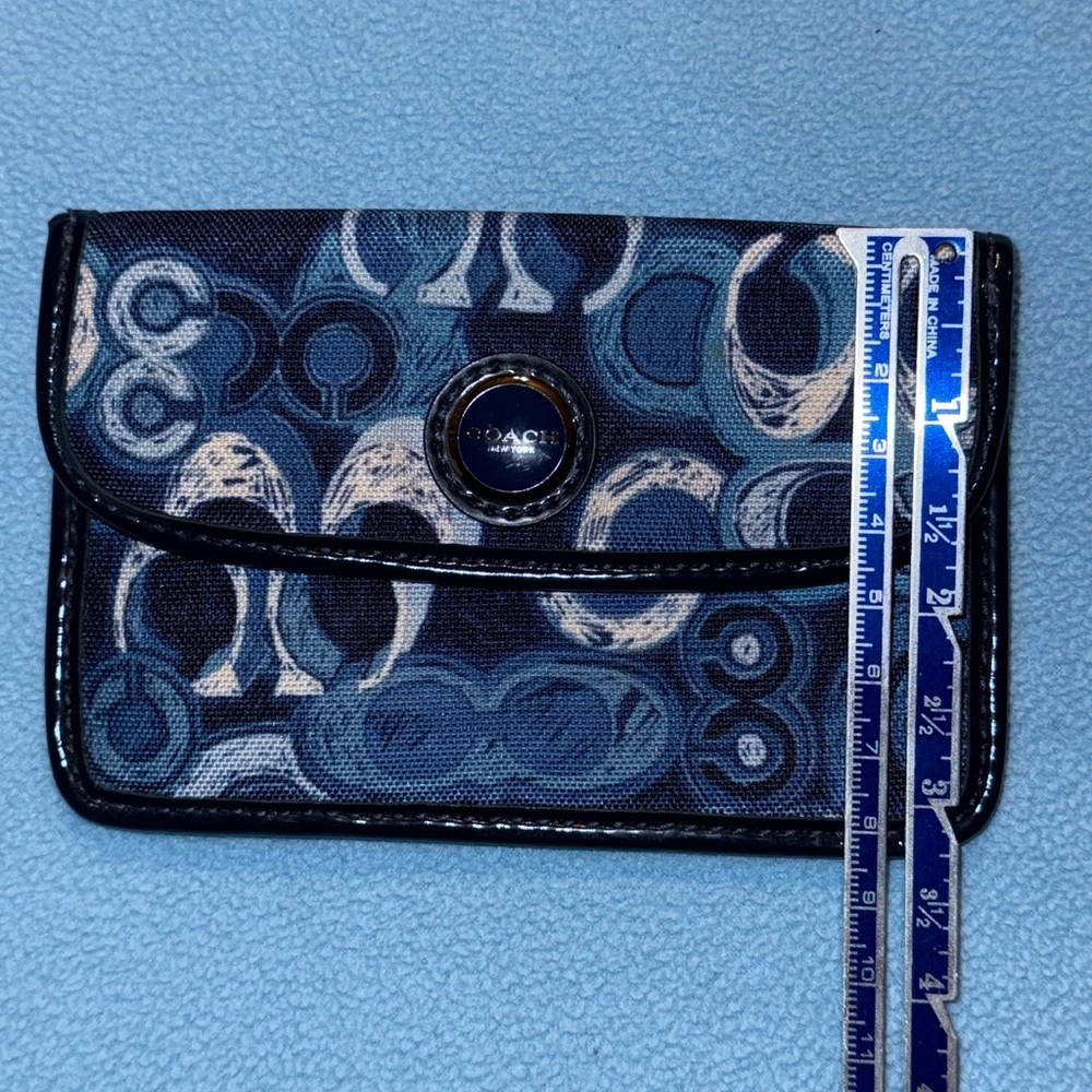 Coach Navy and White Patterned Wallet